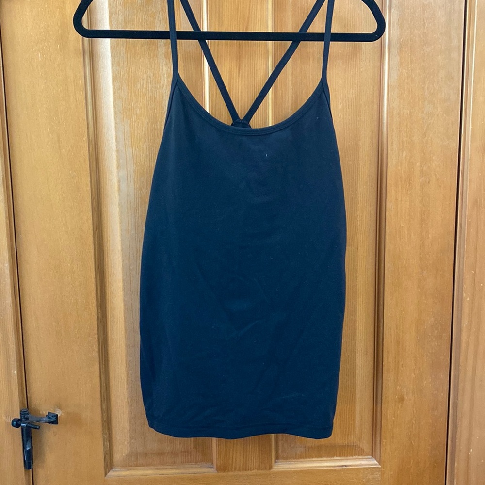 Lululemon black tank